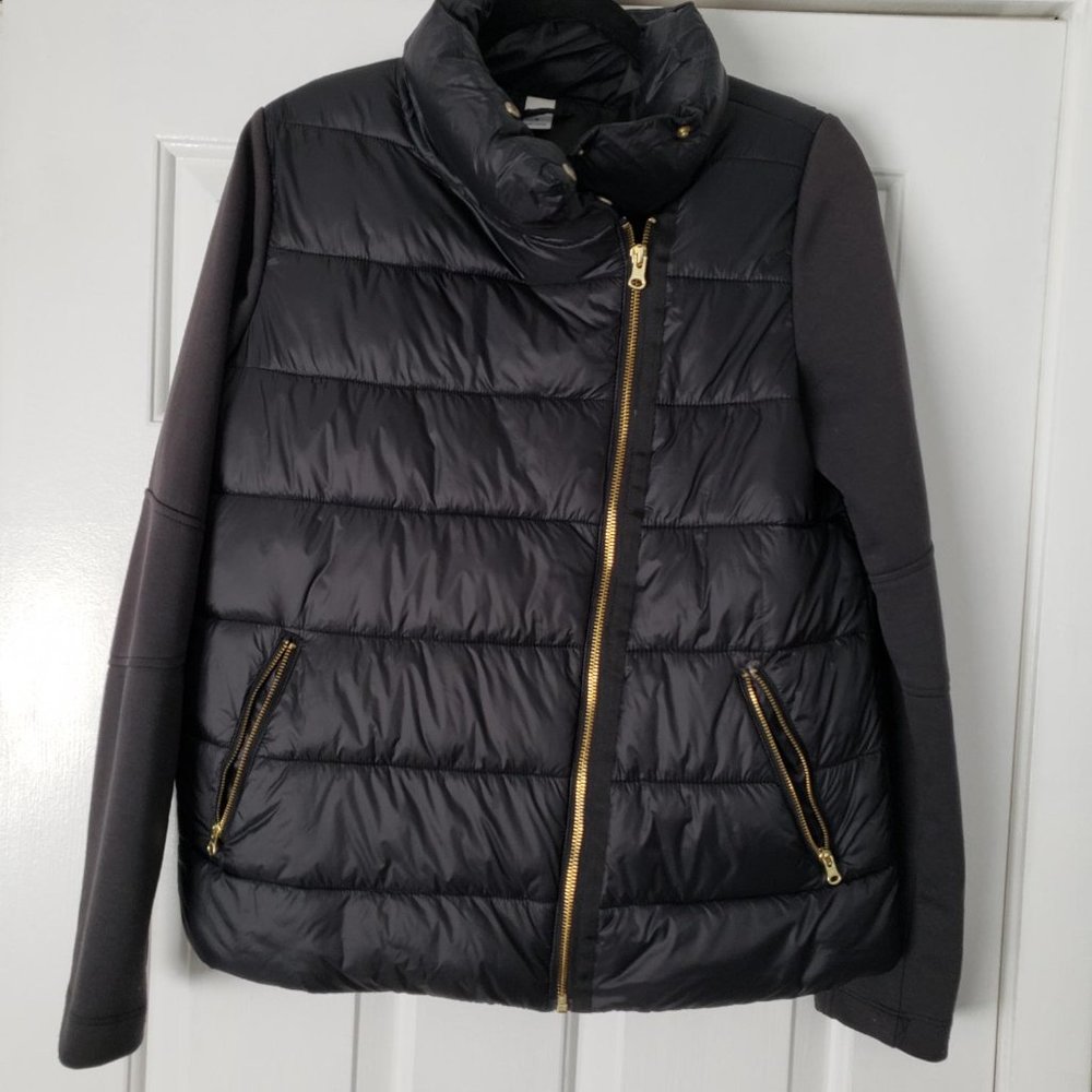 Old Navy puffer jacker size Medium